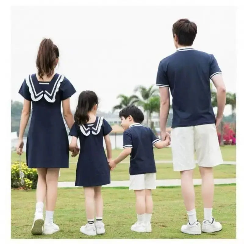 Summer Matching Family Outfits Beach Mum Daughter Dress Dad Son Matching T-shirt& Shorts Holiday Couple Outfit Family Dress